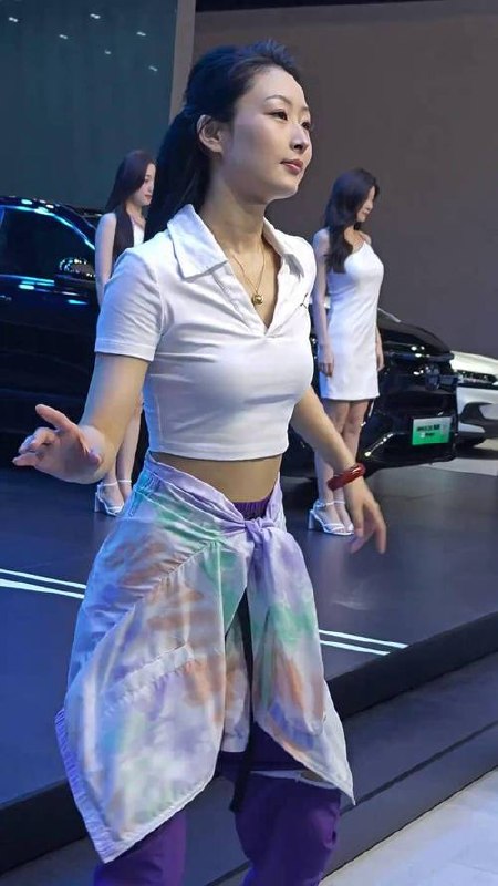 2024韩国女团热舞车展车模合集高清